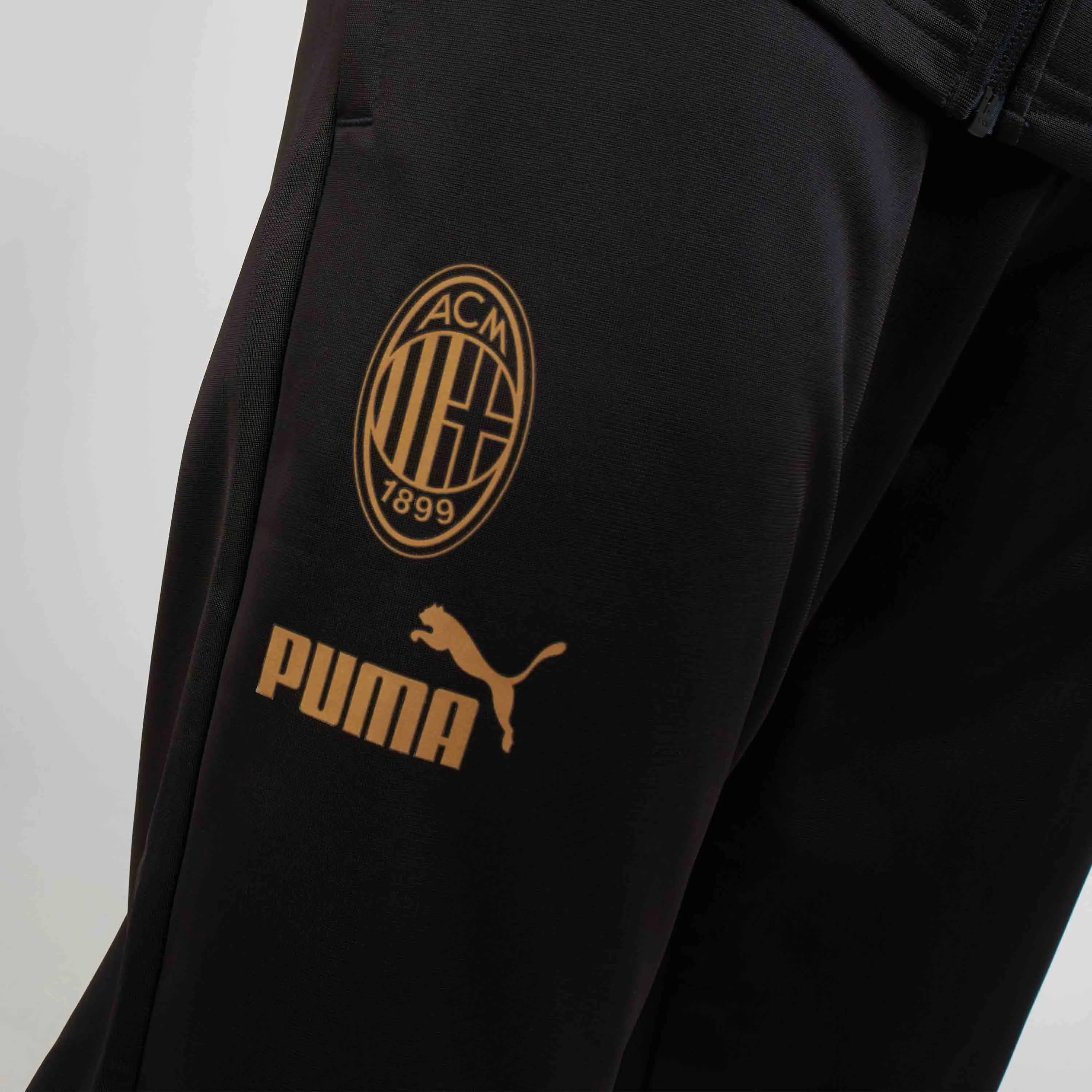 PANTALONI CON GRAFICA MILAN CULTURE