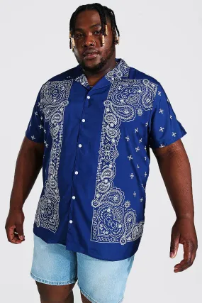 Plus Size Short Sleeve Revere Bandana Shirt