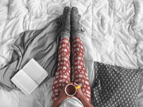 Red Bookish Christmas Women's Leggings