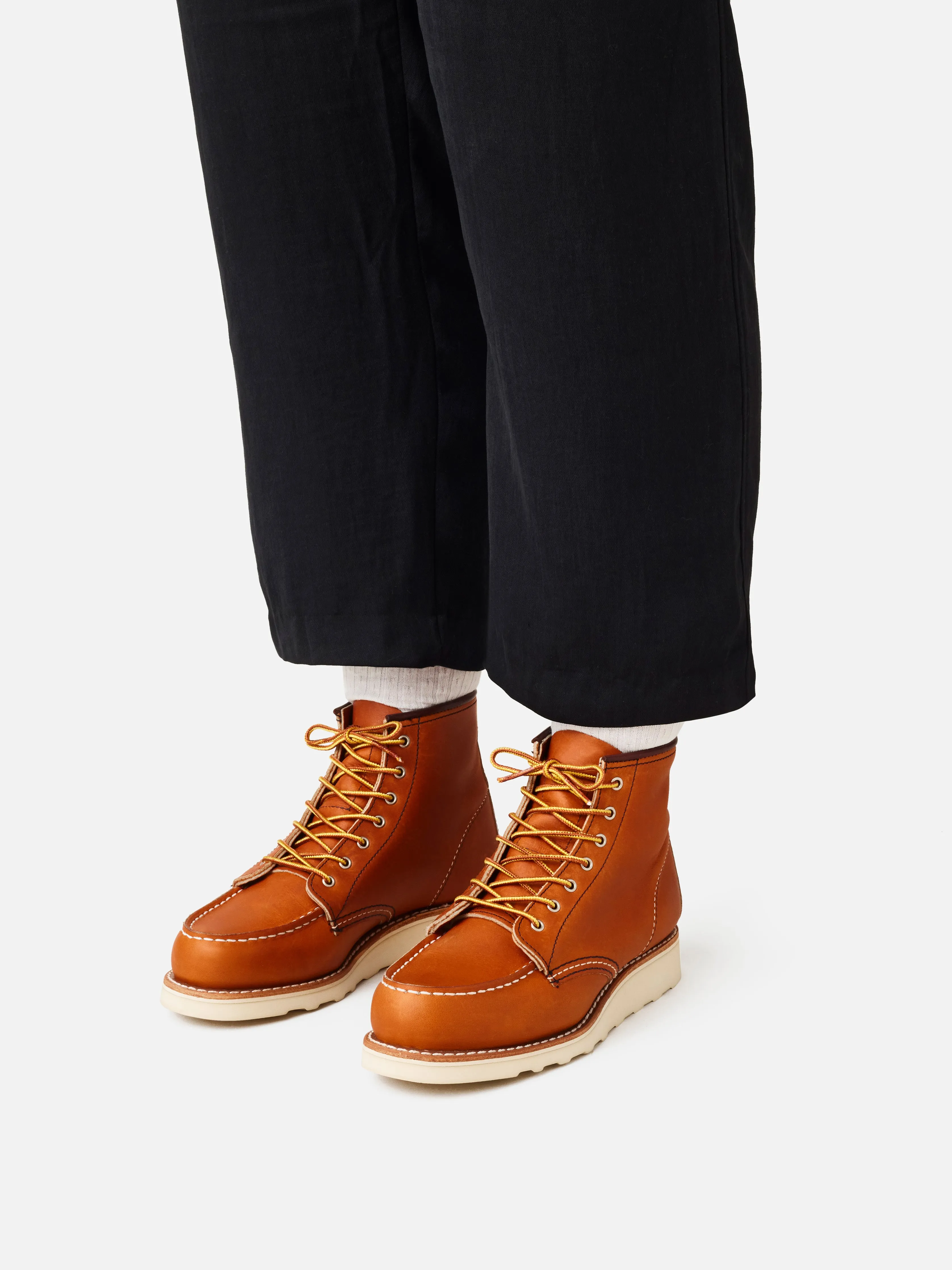 Red Wing Women's Classic Moc - Oro Legacy Leather